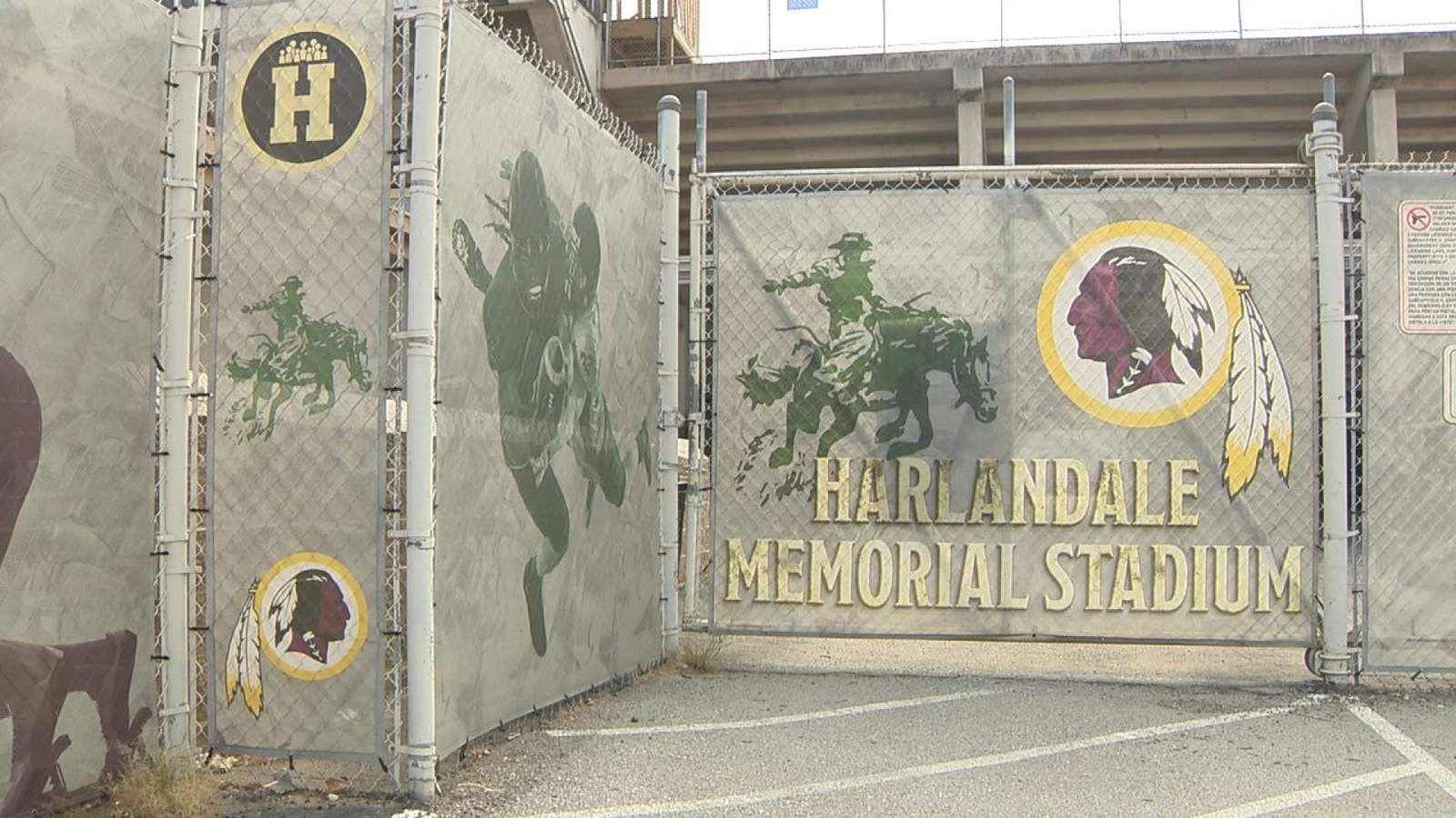 Harlandale High shuts down football for 3 weeks; Veterans Memorial, Southside games canceled