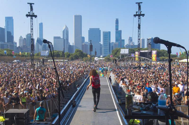 Lollapalooza to require vaccination card or negative test