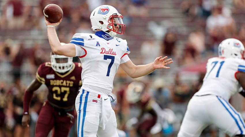 SMU holds on to win first game at Texas State, 31-24