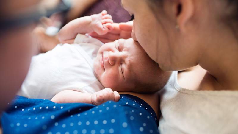 Becoming a new mom soon? This group gives advice on how to select a hospital when giving birth