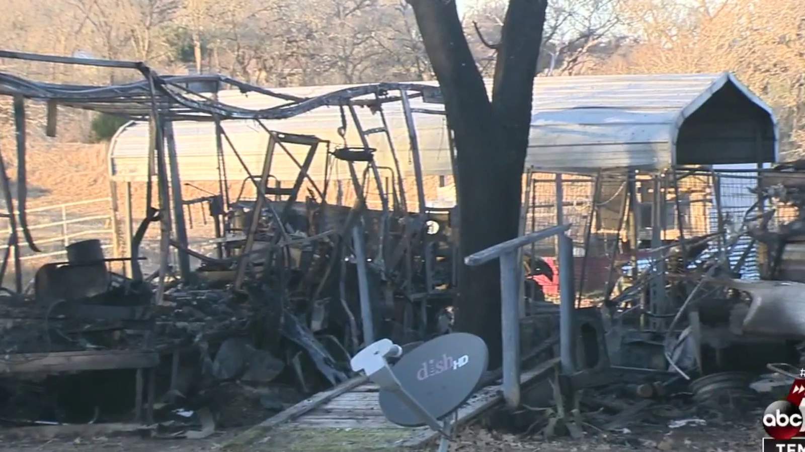 Seguin couple displaced, several pets killed in RV park fire, firefighters say