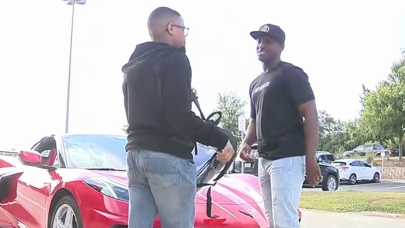 San Antonio middle-schooler struggling with anxiety gets to ride in Corvette C8 to first day of school