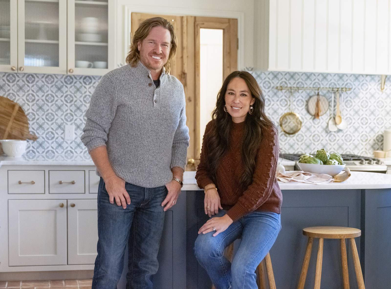 Chip and Joanna Gaines’ Magnolia Network debuts January 2022