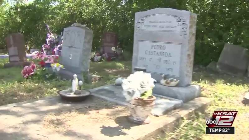 Community volunteers to help save part of Bexar County history by restoring forgotten cemetery