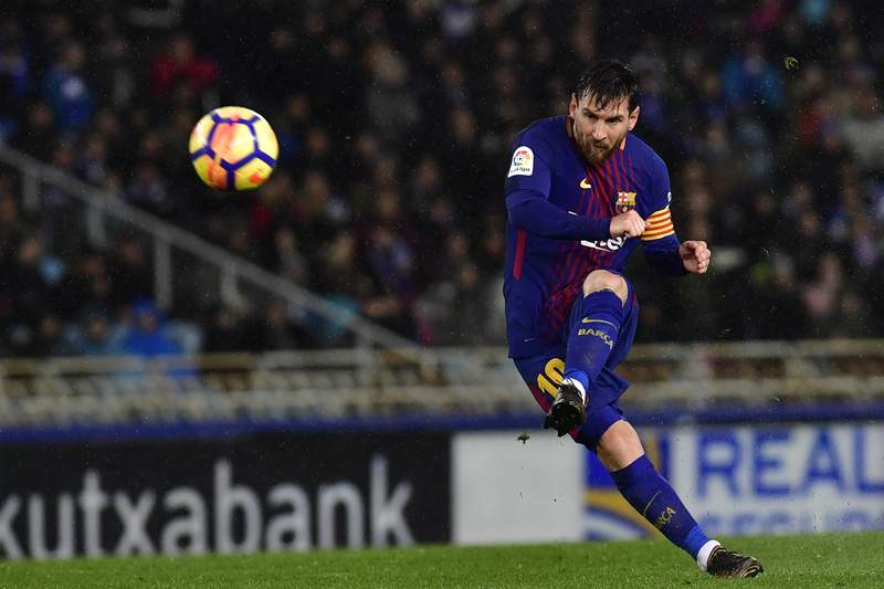 AP Source: Messi agrees deal to join Paris Saint-Germain