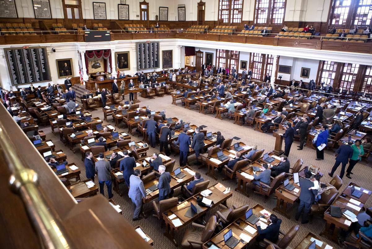 Analysis: When mapmaking Texas politicians are smiling and quiet, pay attention