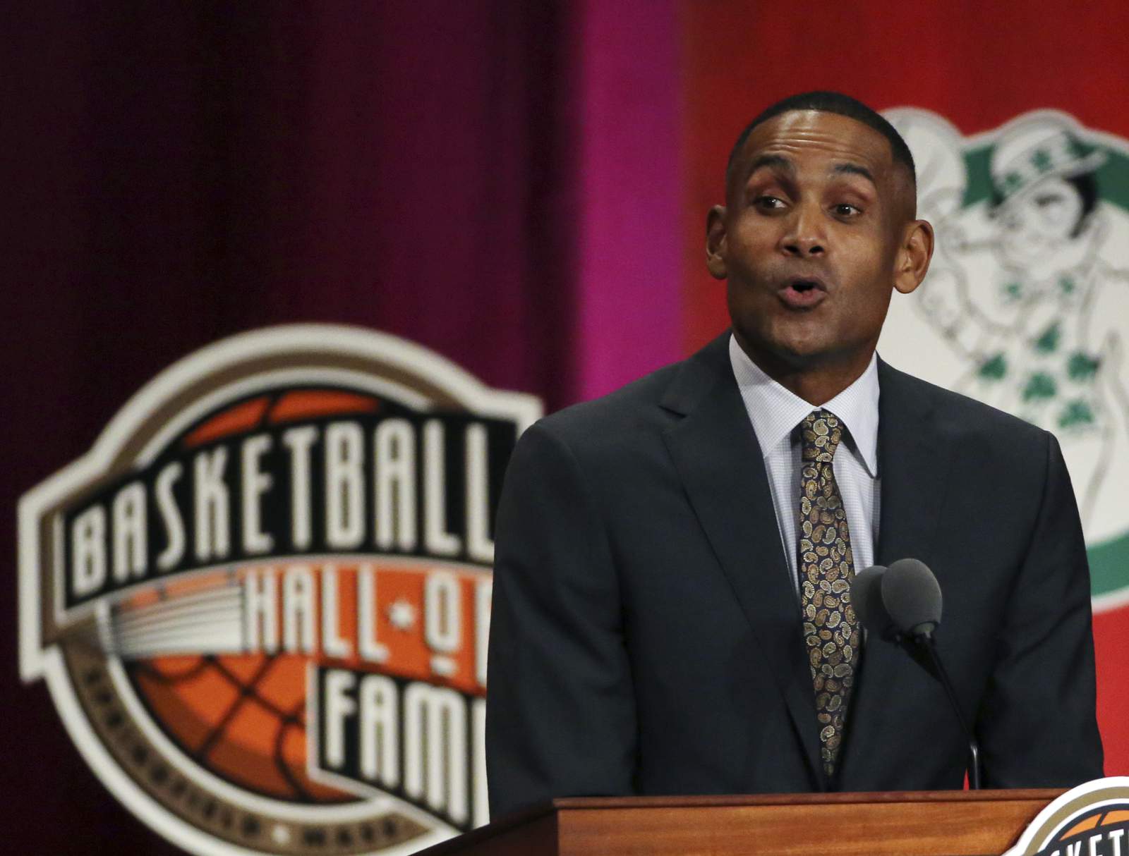 USA Basketball picks Grant Hill as Colangelo’s replacement
