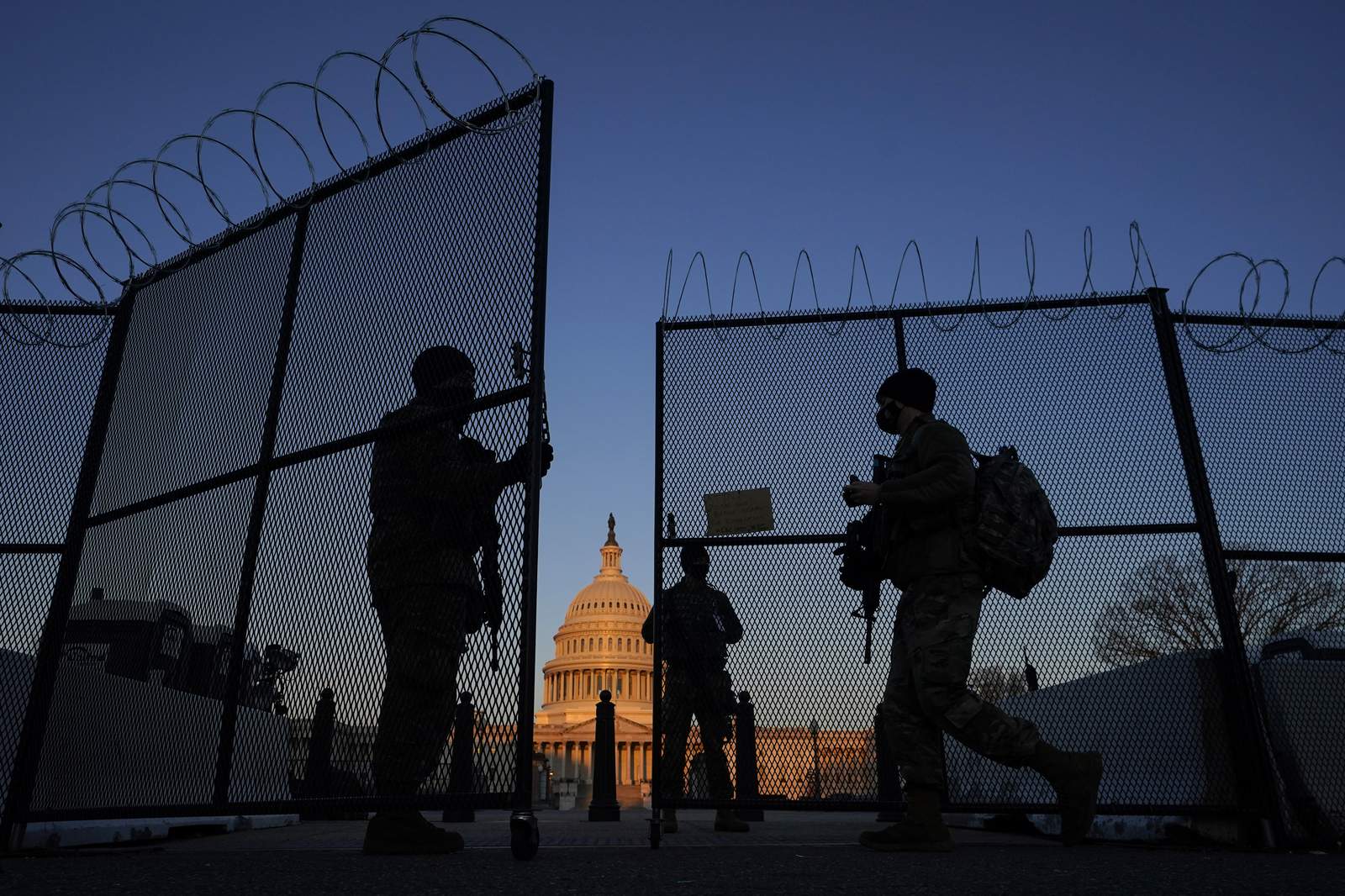 Security officials to scale back fencing around US Capitol