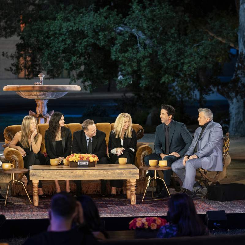 Review: A gauzy, tear-filled reunion for ‘Friends’ actors