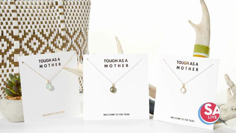 Jewelry made for moms featured in swag bag for pre-Oscar event