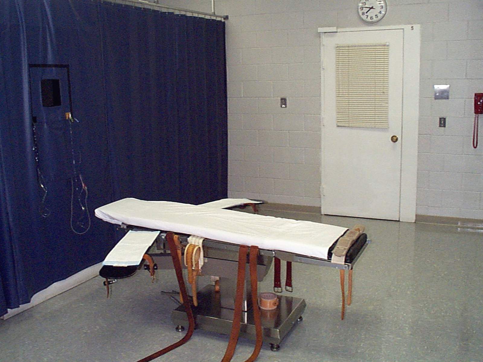 Virginia House joins Senate in voting to end death penalty