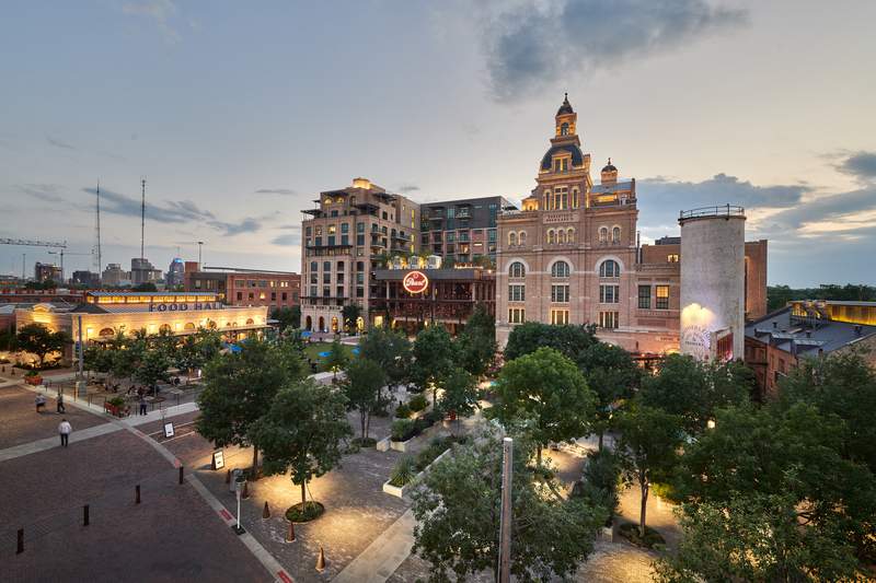 These restaurants in San Antonio will reopen dining rooms this weekend