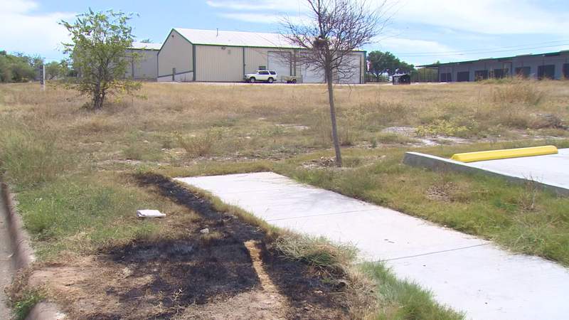 Dismembered bodies of 3 people, including child, found burning in dumpster, Fort Worth police say