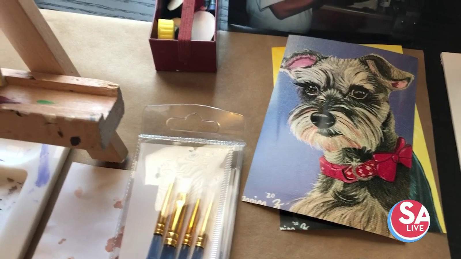 Local artist turns pet photos into custom paintings