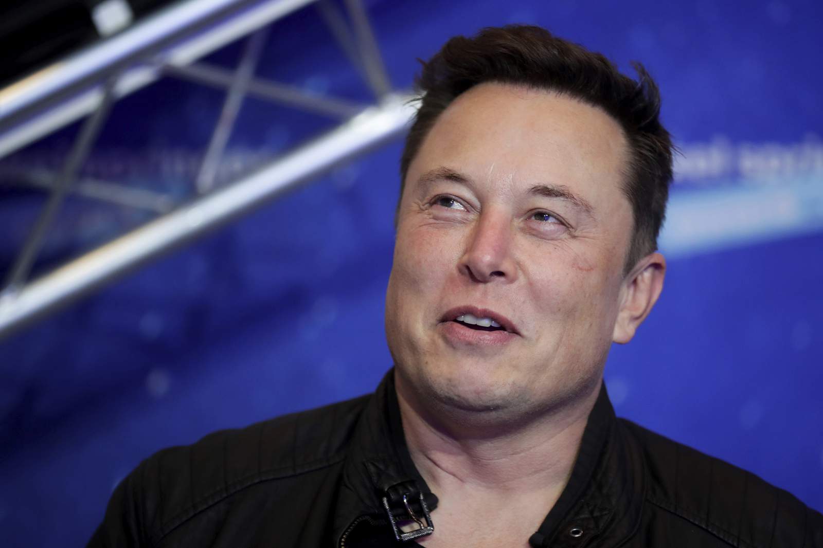 Tesla to hire ‘specialists’ to ‘address social media escalations’ directed at CEO Elon Musk
