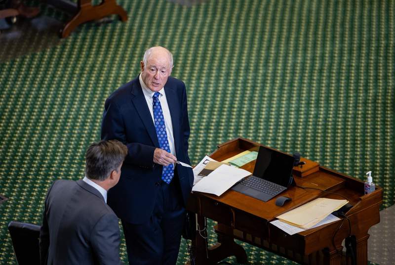 GOP senator says Gov. Greg Abbott should lose line-item veto after cutting Legislature’s funding, jeopardizing staffers’ jobs