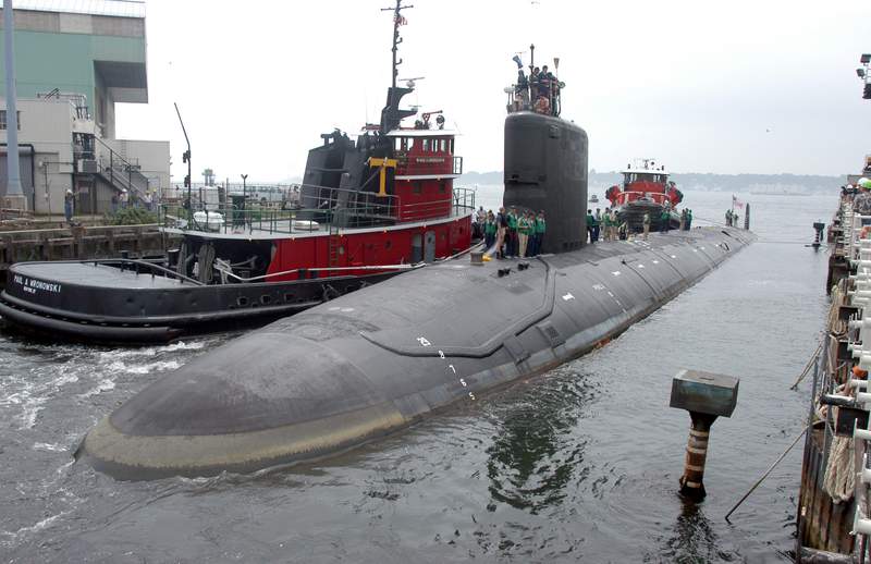 Prosecutors seek detention in Navy submarine espionage case