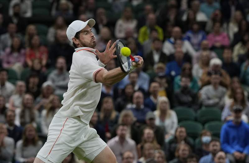 The Latest: Murray stages comeback to advance at Wimbledon