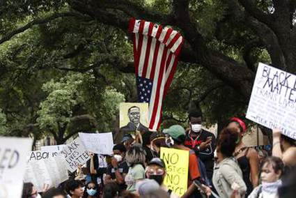 In George Floyd-inspired protests, Texas organizers find new allies in quest for police reforms
