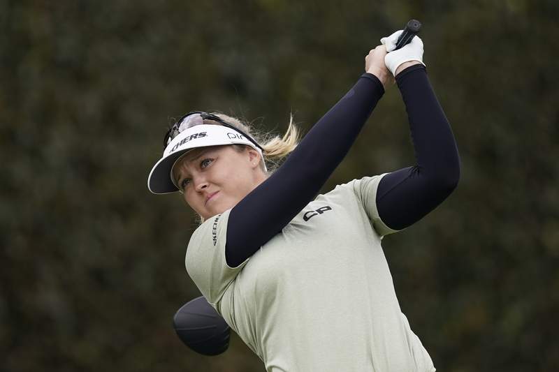 Brooke Henderson wins LA Open for 10th LPGA Tour title