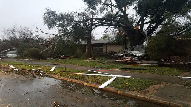 More than 40 homes damaged by tornado in near North Side neighborhood