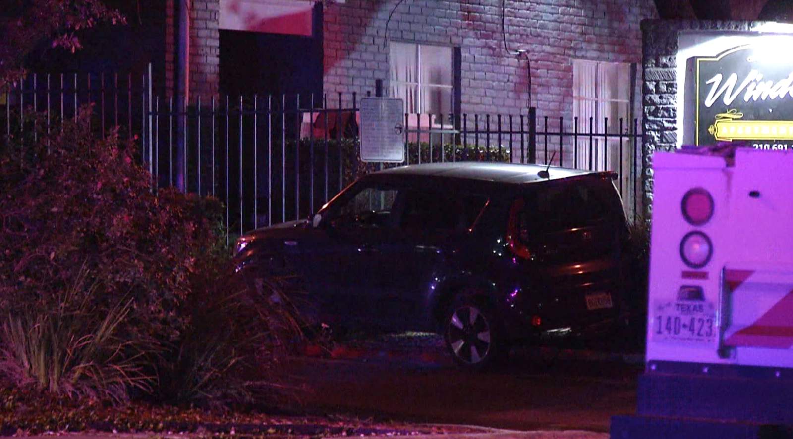 SAPD: Driver crashed into gas line at apartment complex, detained for DWI