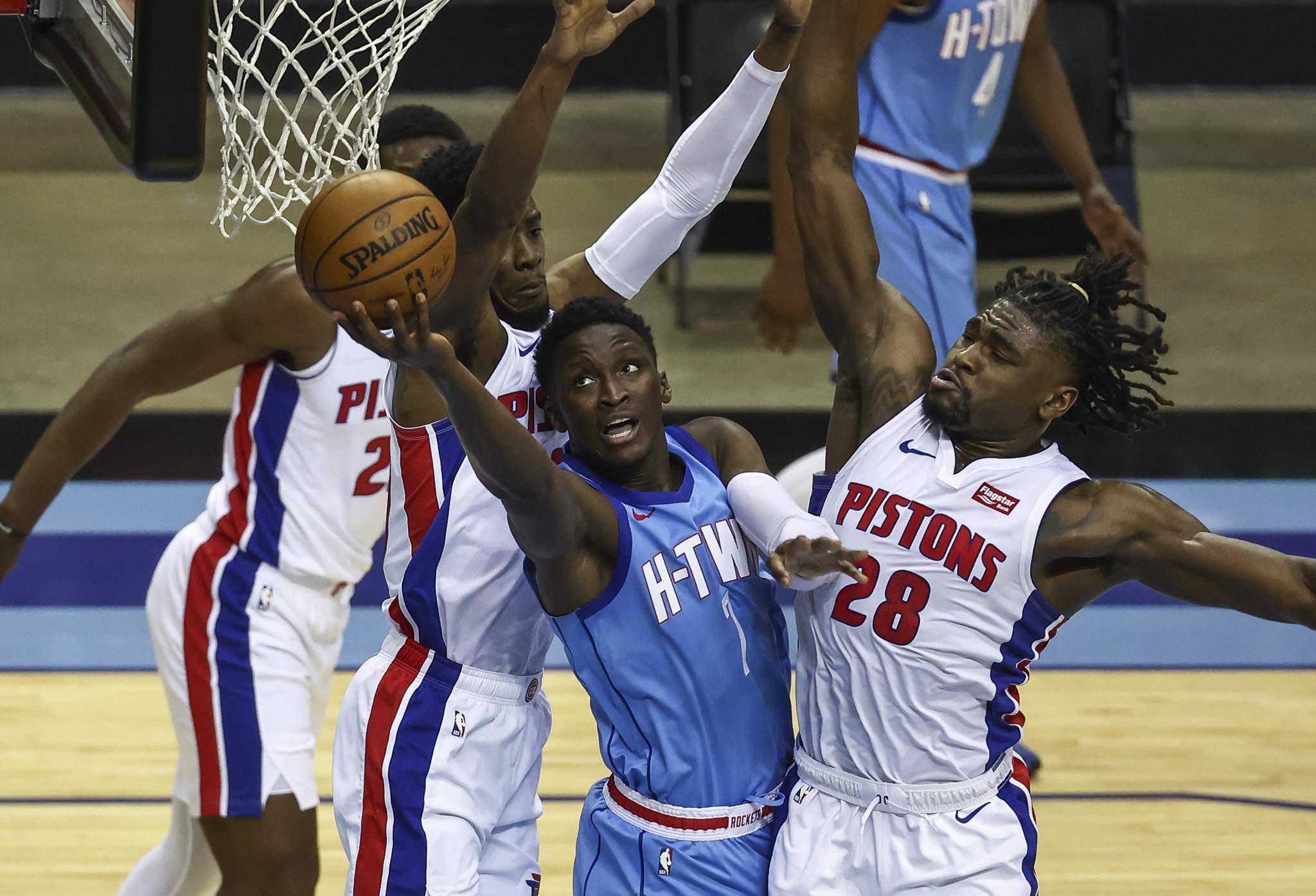 Pistons hand Rockets franchise-worst 19th straight loss