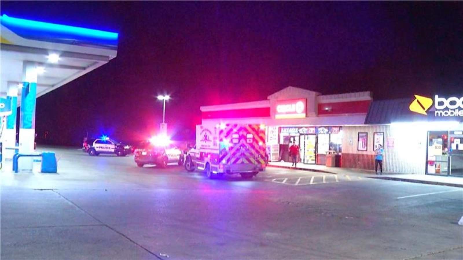 Man shot trying to break up altercation at North Side gas station, police say