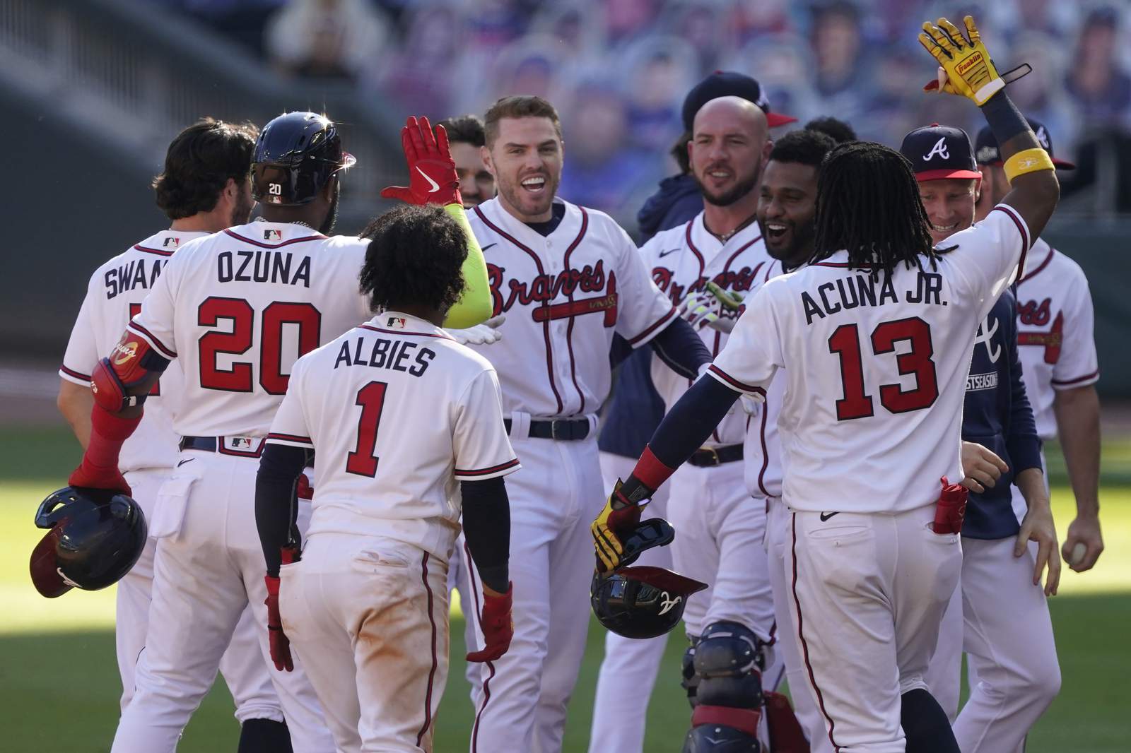 Finally! Freeman, Braves top Reds 1-0 in 13th to open series
