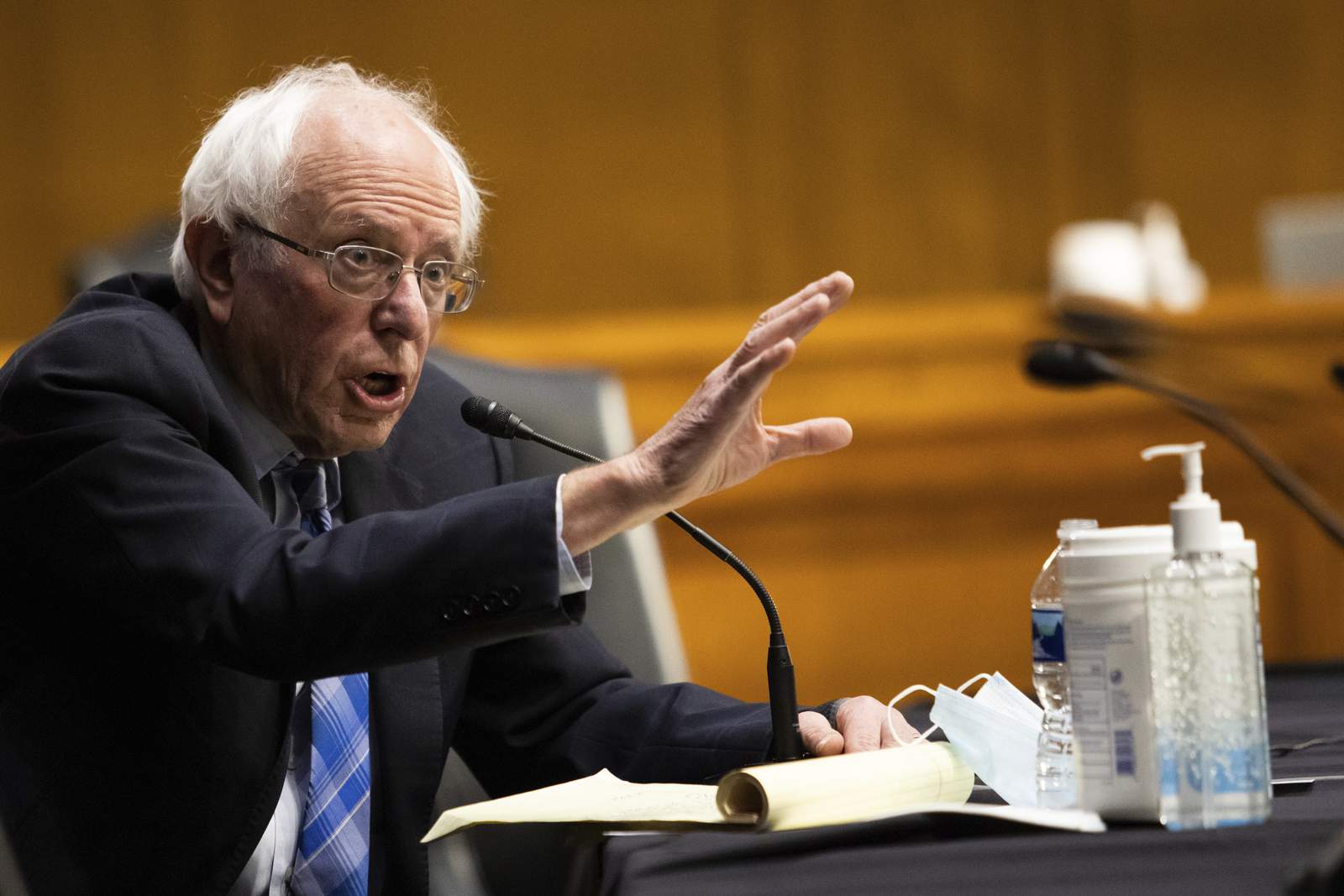 Sanders, Ocasio-Cortez seek 'climate emergency' declaration