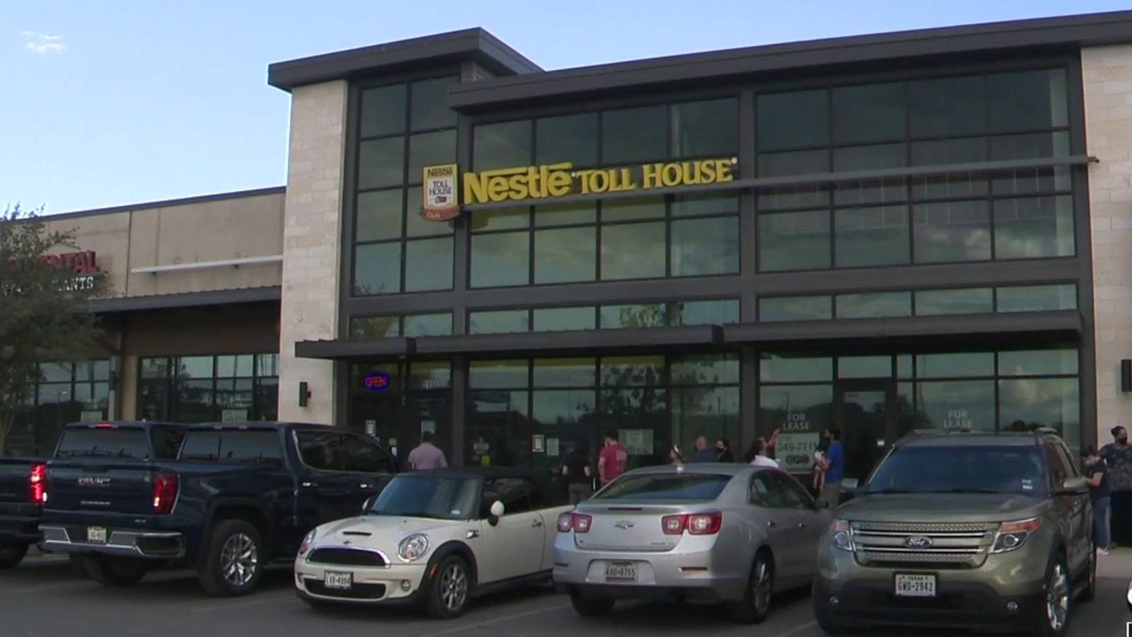 Owner of SA’s only Nestle Toll House Cafe asks for public’s support, receives overwhelming response