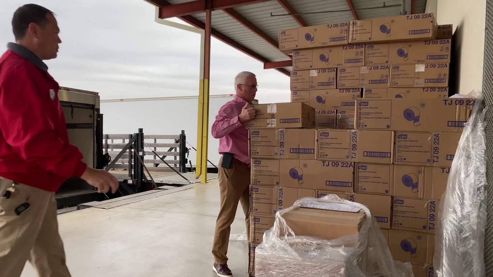 SeaWorld donates toilet paper to medical trainees at Ft. Sam Houston