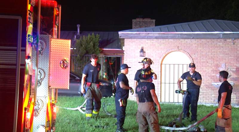 Kitchen fire causes $70K in damage to Southwest Side home, SAFD says