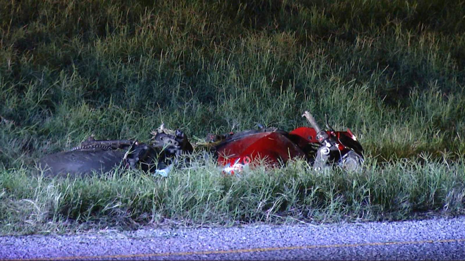 Motorcycle racing on Loop 410 ends with 1 dead, 1 seriously injured, police say