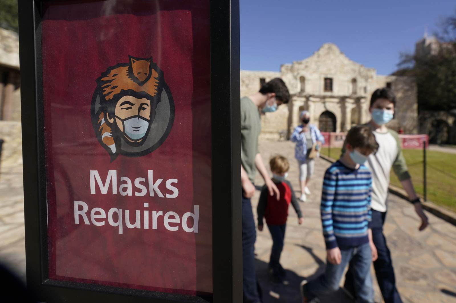 Headed to the Alamo? You’re ‘strongly’ encouraged to wear a mask even after Wednesday