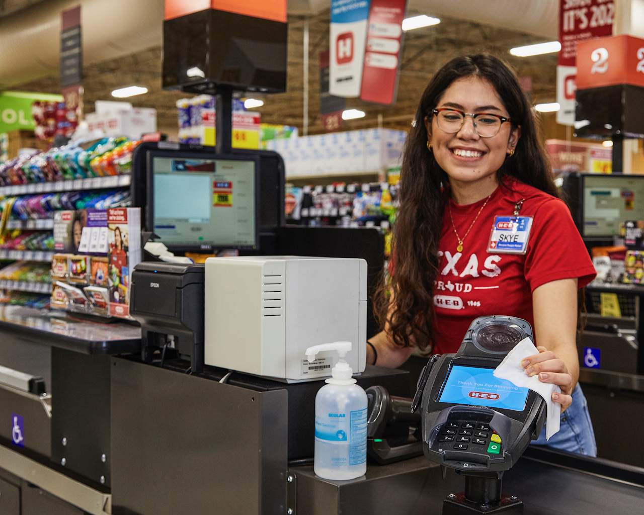 H-E-B transitions Texas Proud Pay into permanent raises for hourly ...