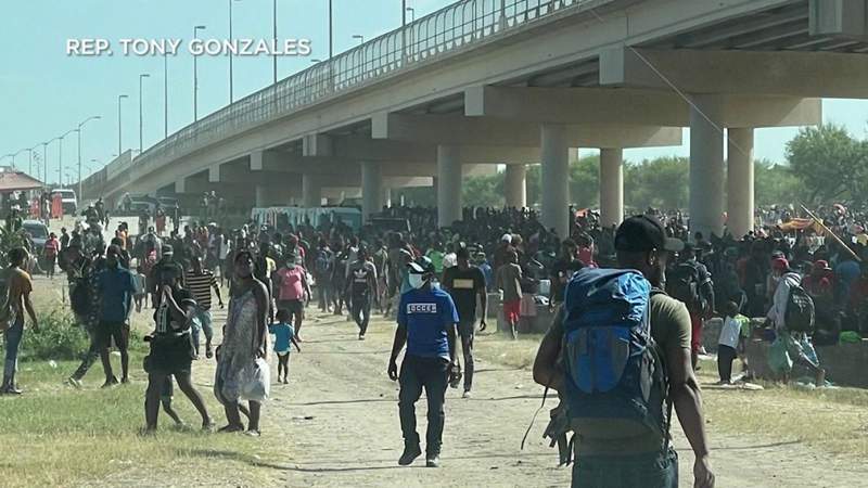 Haitian community in Bexar County working together to help fellow migrants
