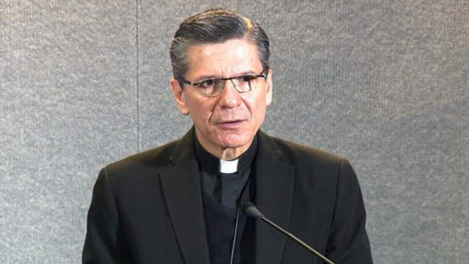 WATCH LIVE: San Antonio archbishop presides over prayer service following violence at US Capitol