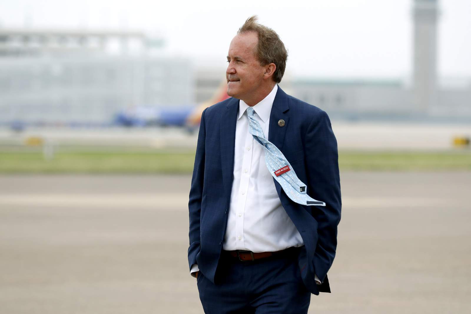 Texas Attorney General Ken Paxton’s affair tied to criminal allegations, AP sources say