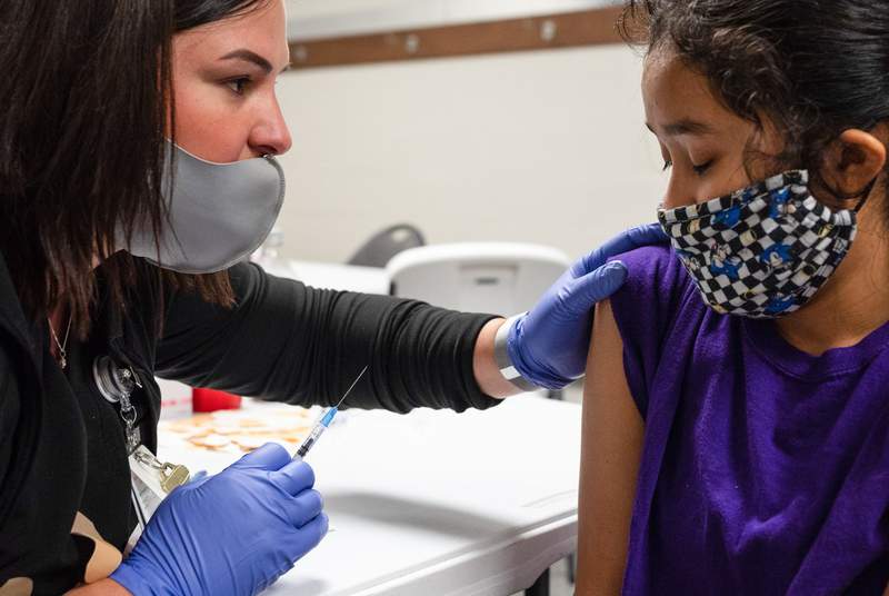 CDC wants more vaccinated people and schoolchildren to mask up — but Texas keeps it voluntary