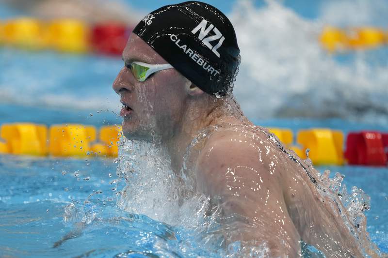 Japanese star Seto misses in 400 IM as Olympic swim starts