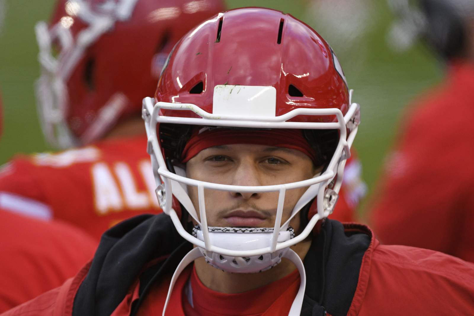 Chiefs' Mahomes takes most of snaps in Thursday practice