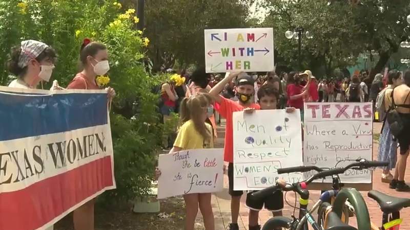 Hundreds gather for women’s rights march at San Antonio park, in protest of abortion bill