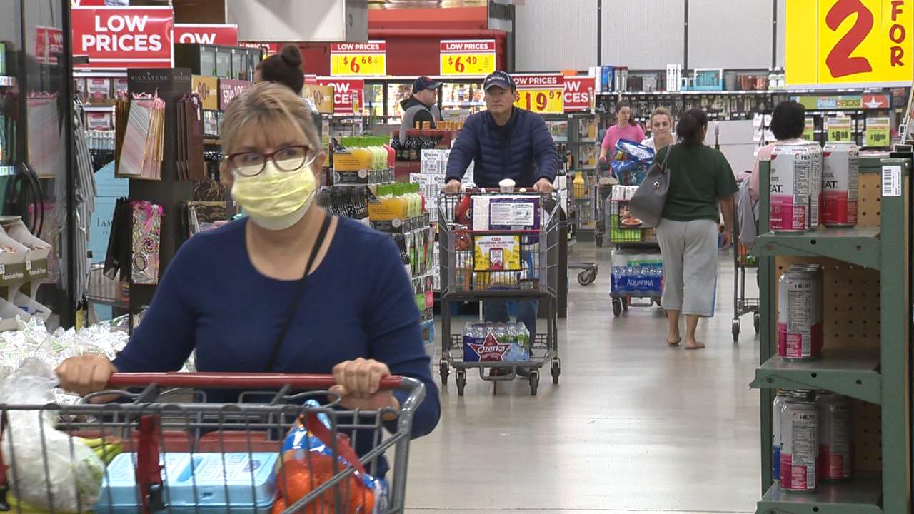 H-E-B officials explain why they stopped making masks mandatory
