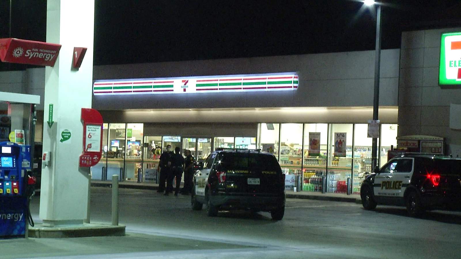 Men brandish gun, fire shot in air during 7-Eleven robbery, police say