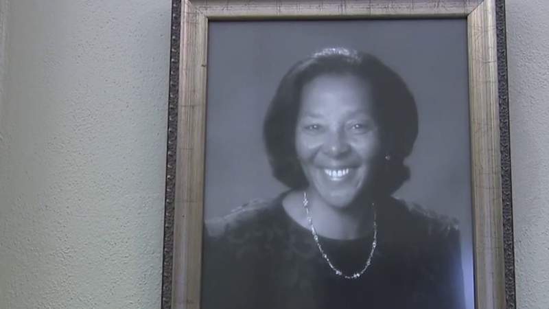 Former executive director of Carver Community Center leaves legacy in arts community