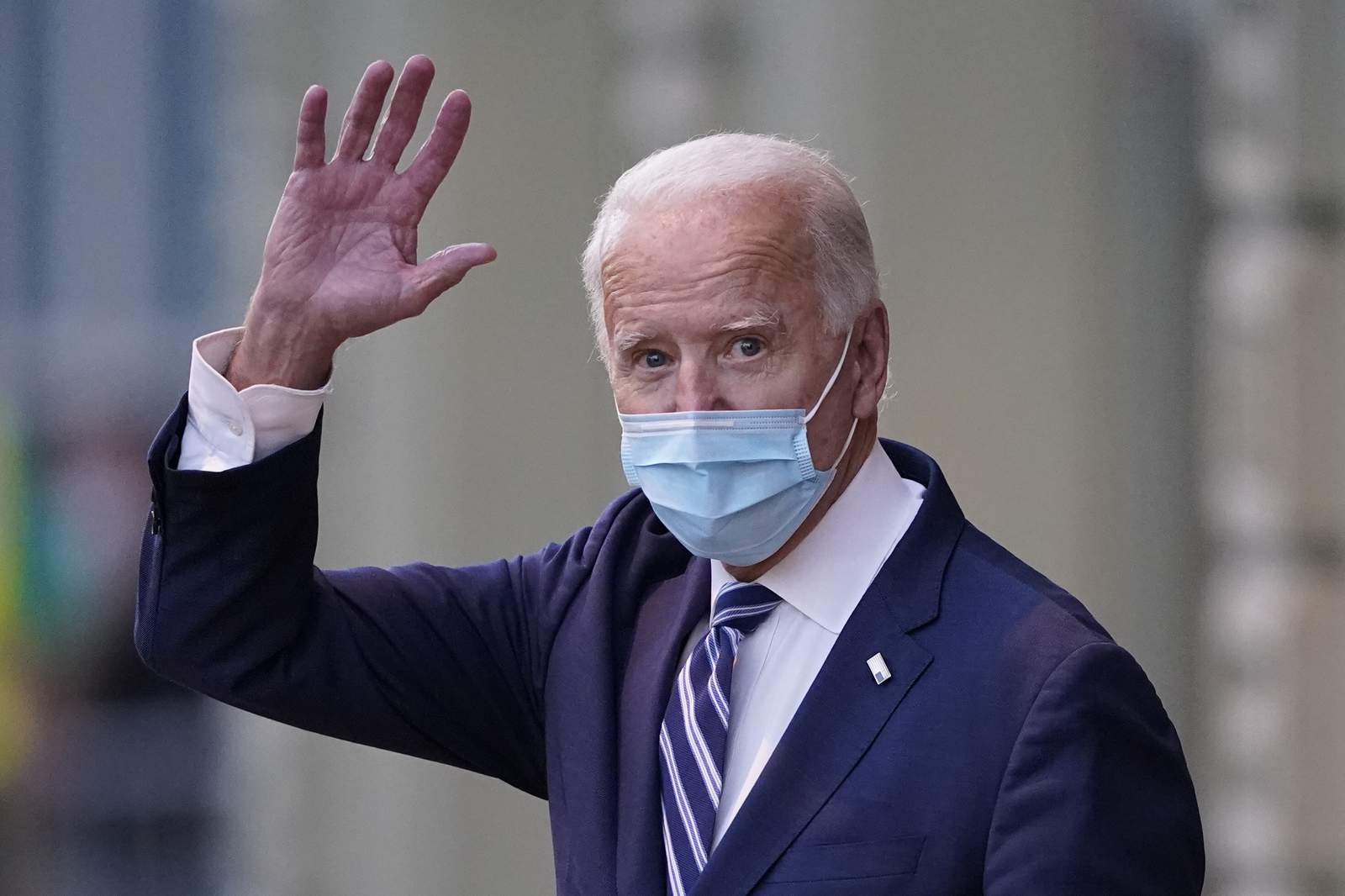 Biden faces tough choice of whether to back virus lockdowns