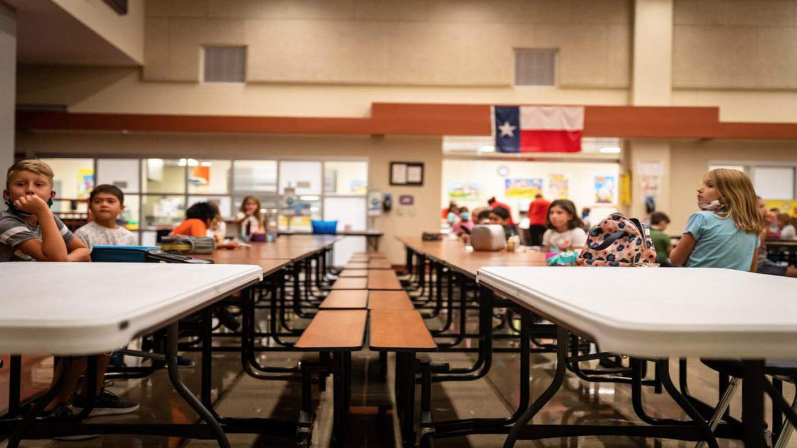 Texas teachers union says hundreds of members report violations of COVID-19 safety standards at schools