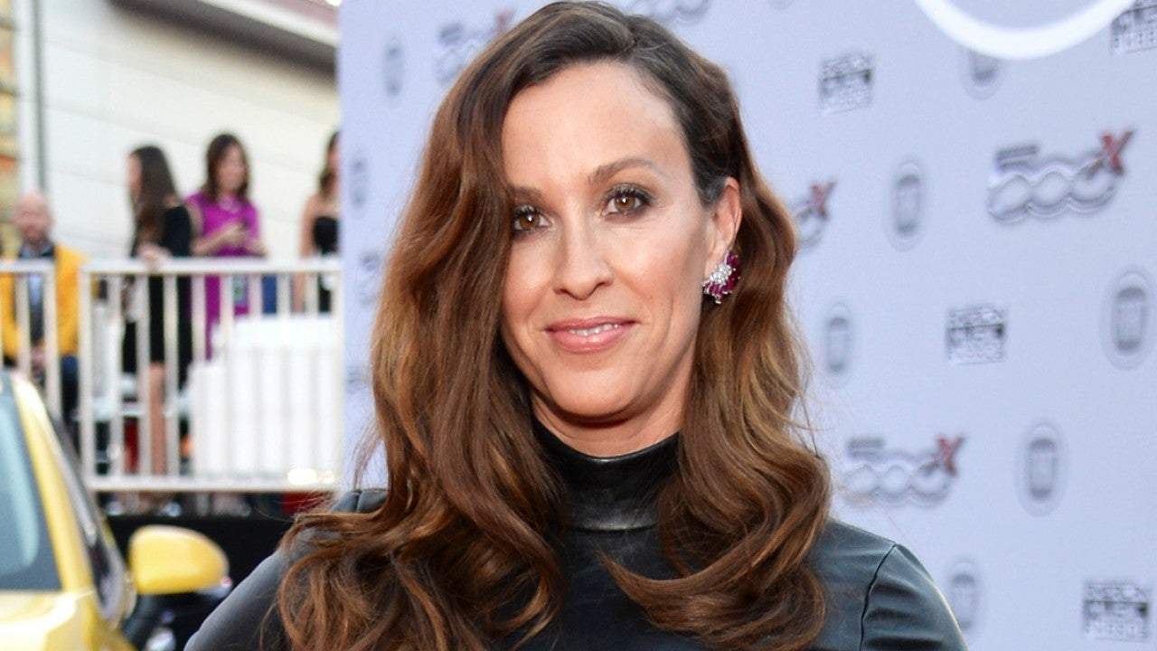 Alanis Morissette Opens Up About Having 'a Bunch of Miscarriages'