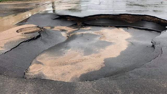 Heavy Rain Causing Sinkholes In South Texas City